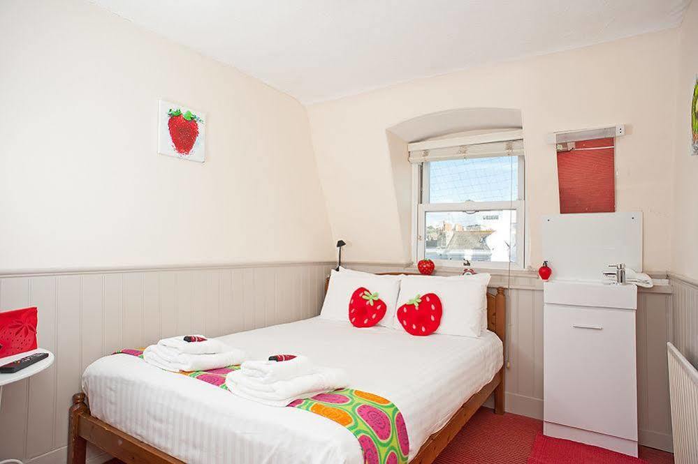 Hotel Strawberry Fields à Hove Extérieur photo